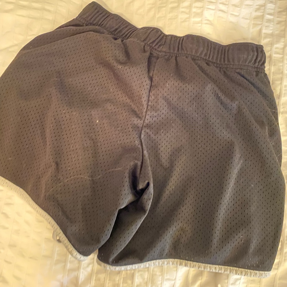 Shorts - Picture 2 of 3